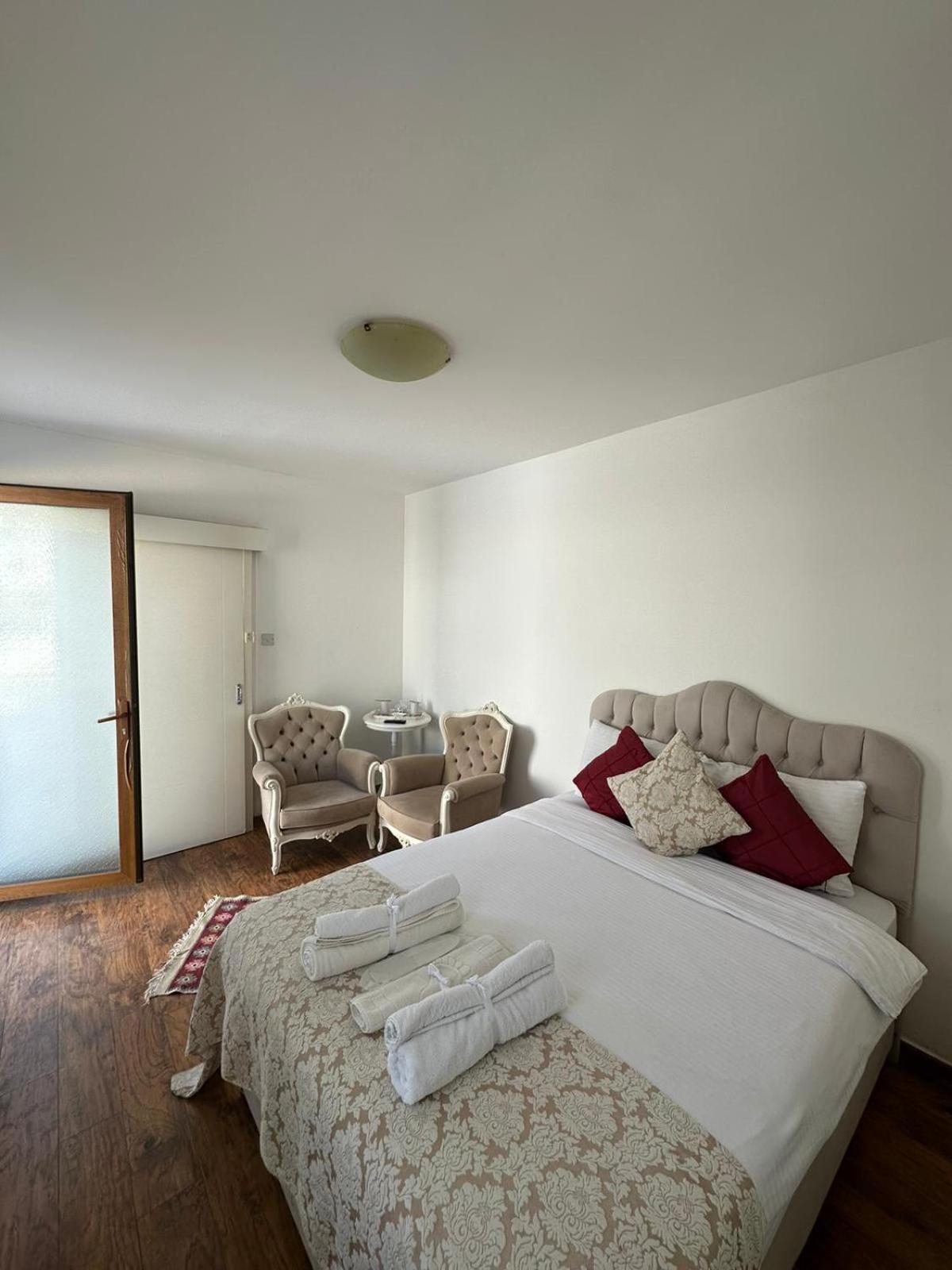 Lord'S Residence Boutique Hotel Kyrenia  Exteriér fotografie